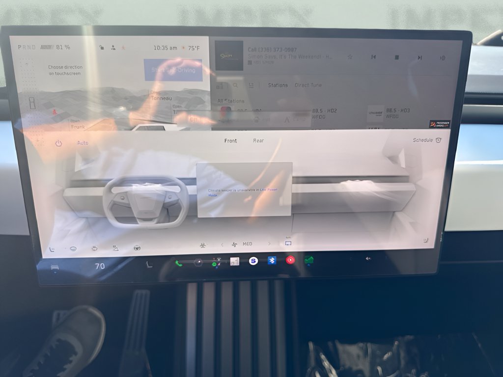 Used 2024 Tesla Cybertruck AWD Crew Cab image 17