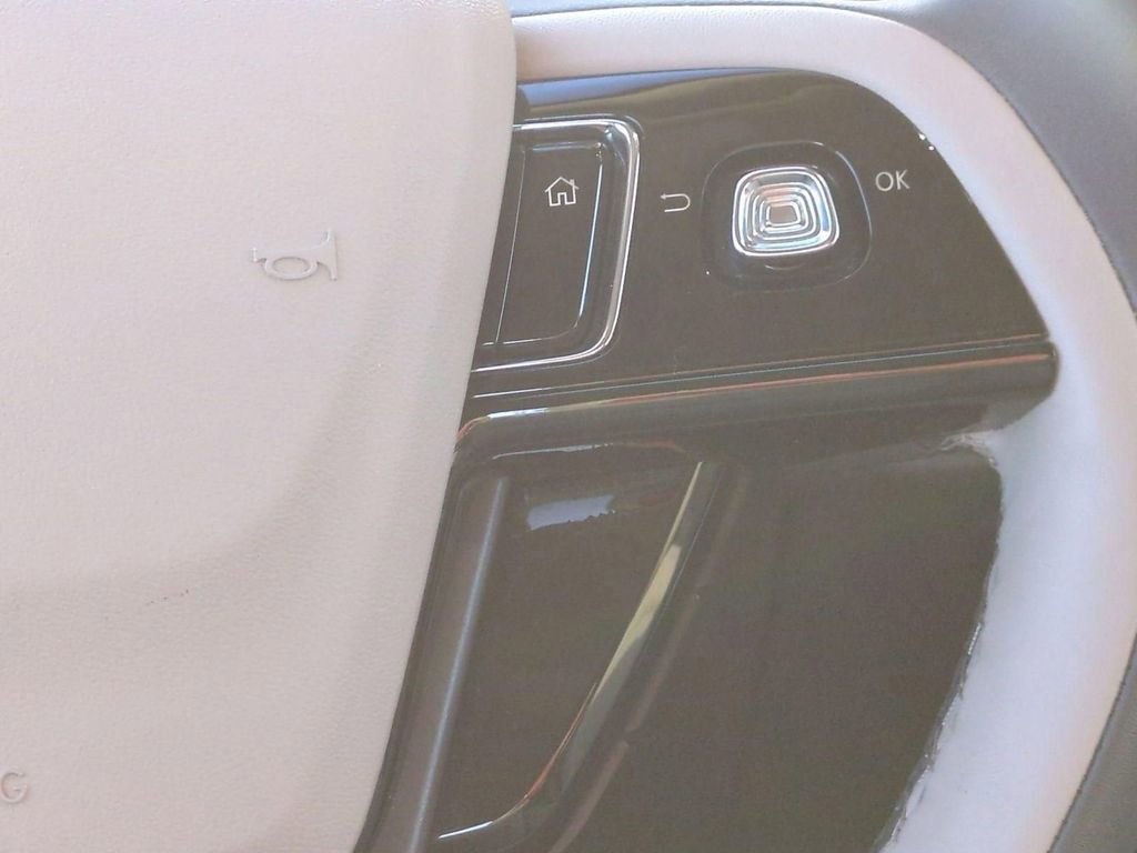 Certified 2023 Lincoln Corsair AWD w/ Equipment Group 101A image 20