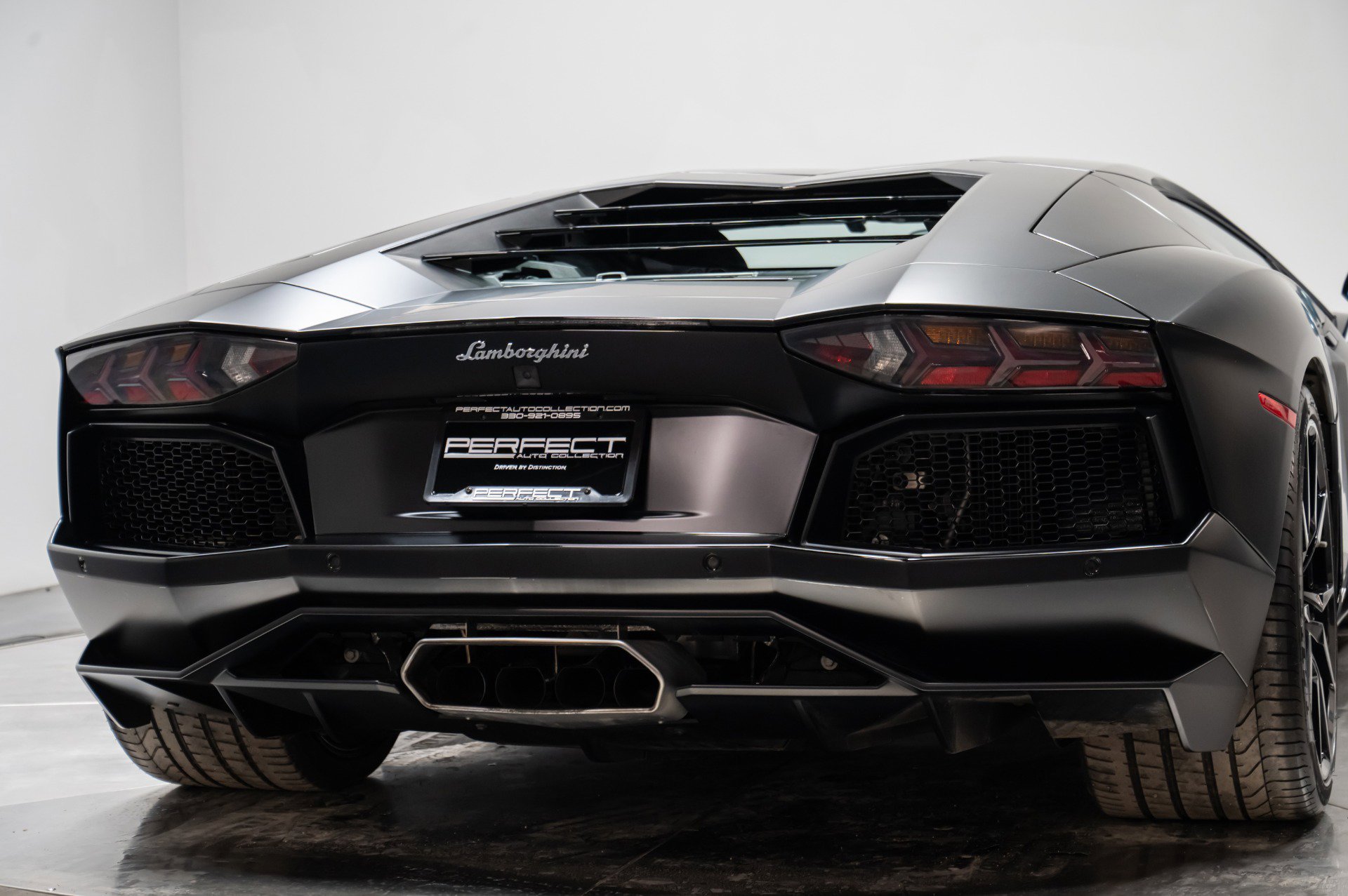 Used 2014 Lamborghini Aventador LP 700-4 image 56
