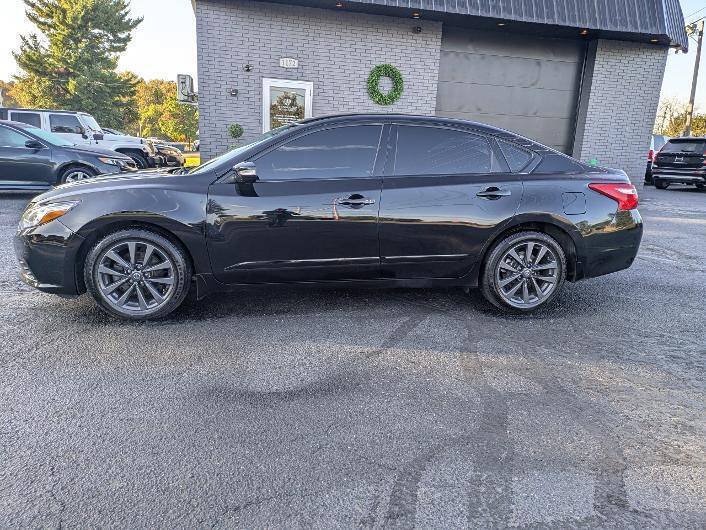 Used 2016 Nissan Altima 2.5 SL FWD image 3