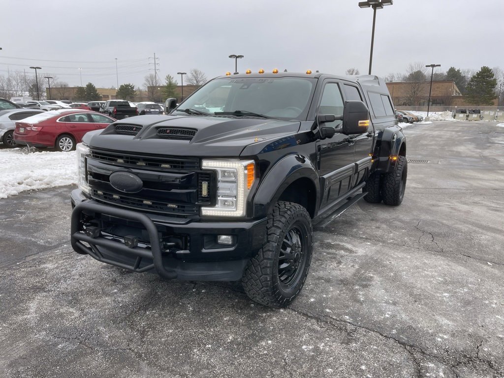 Used 2017 Ford F350 Lariat w/ Lariat Ultimate Package image 3