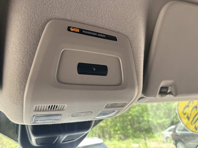 Used 2023 Ford Transit 250 Medium Roof AWD image 27