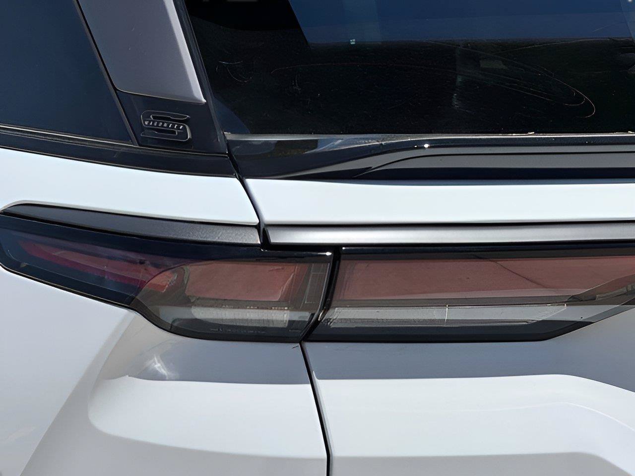New 2025 Jeep Wagoneer S Launch Edition AWD/4WD image 12