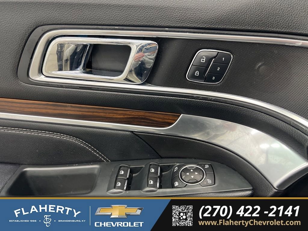 Used 2017 Ford Explorer Limited w/ Equipment Group 301A image 22