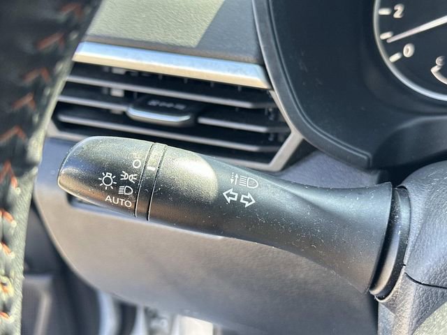 Used 2019 Nissan Altima 2.5 SR w/ SR Premium Package image 27