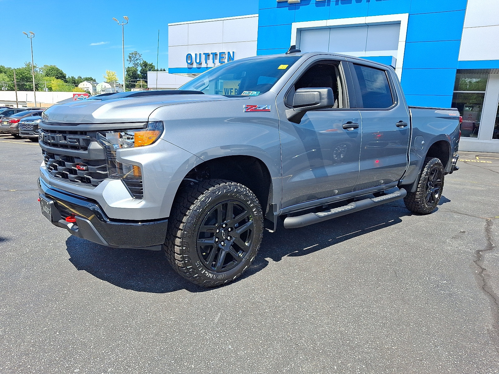 New 2026 Chevrolet Silverado 1500 Custom Trail Boss AWD/4WD image 1