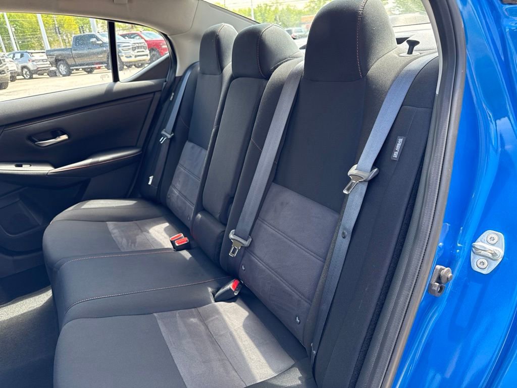 Used 2025 Nissan Sentra SR FWD image 36