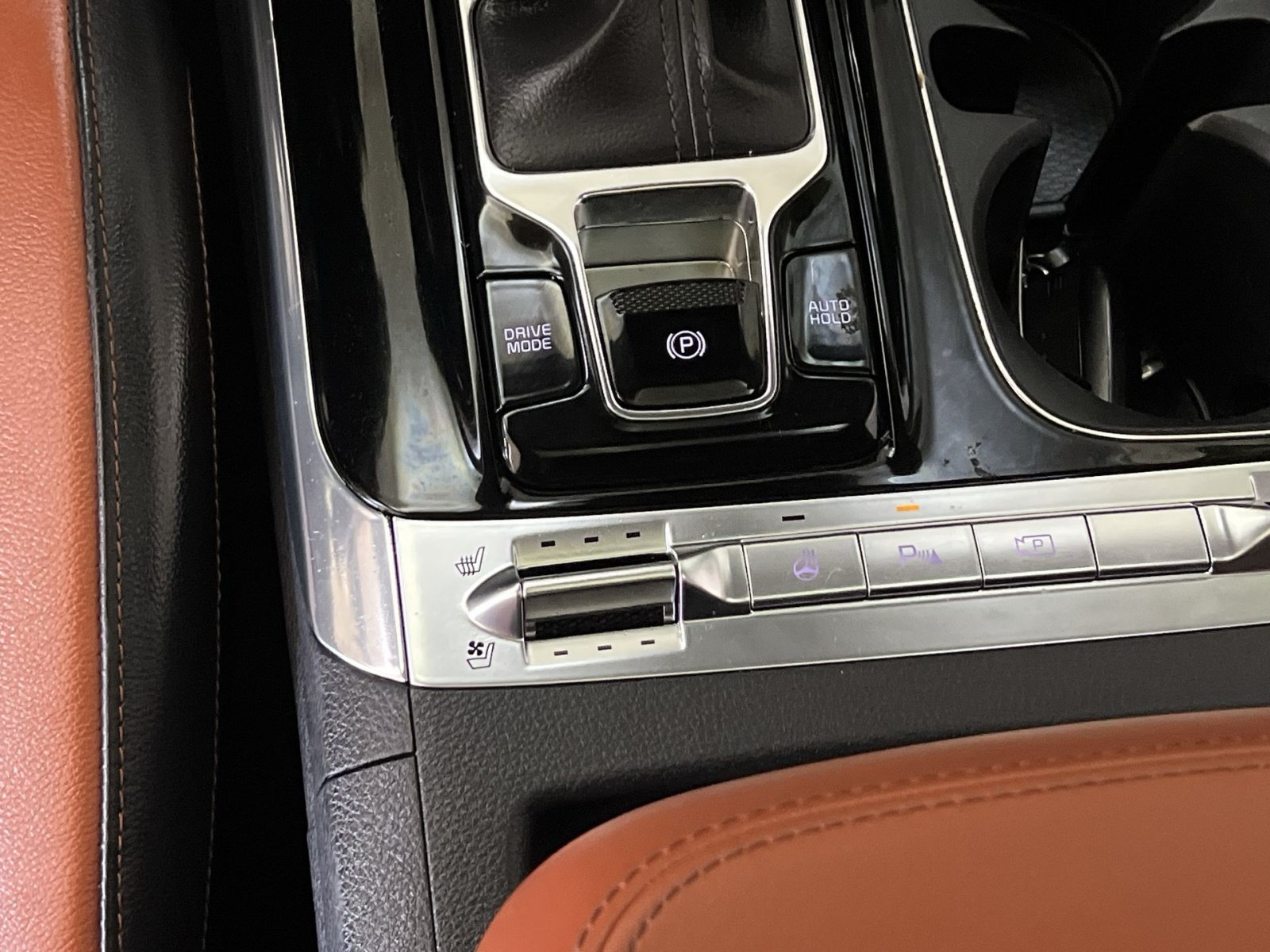 Used 2024 Kia Carnival SX Prestige FWD image 33