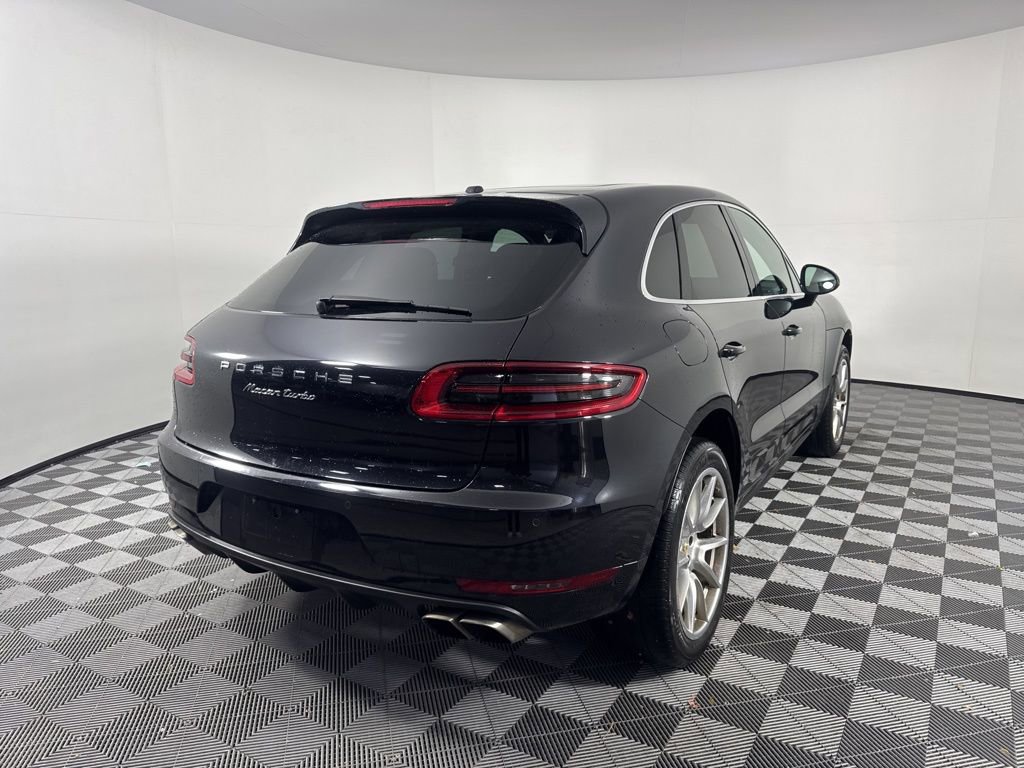 Used 2018 Porsche Macan Turbo image 5