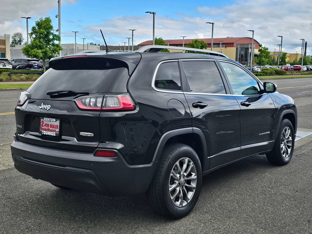 Used 2019 Jeep Cherokee Latitude Plus AWD/4WD image 5
