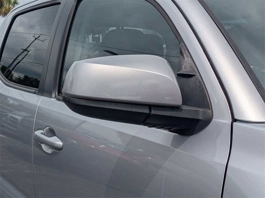 Used 2017 Toyota Tacoma SR5 image 11