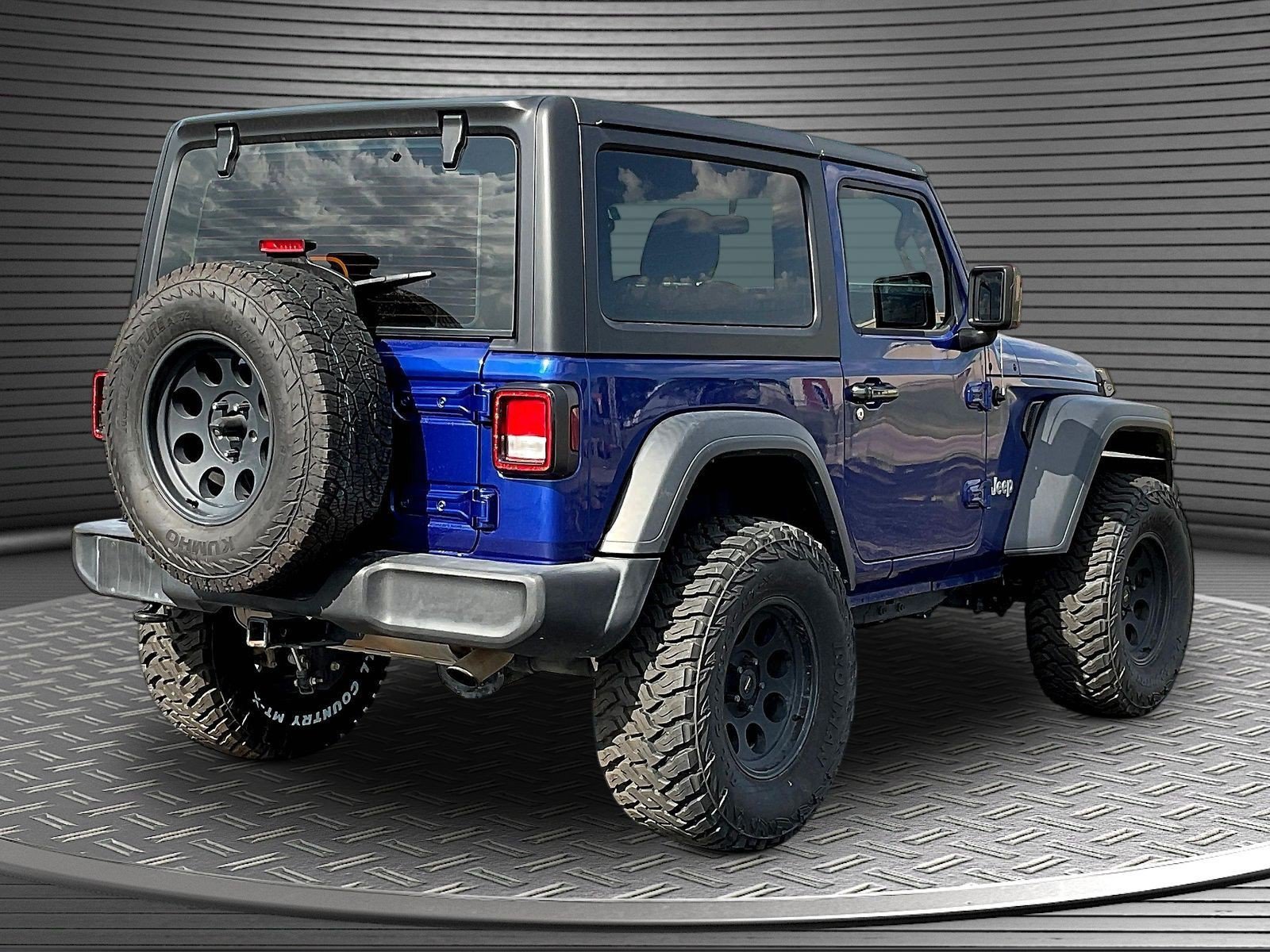 Used 2019 Jeep Wrangler Sport AWD/4WD image 7