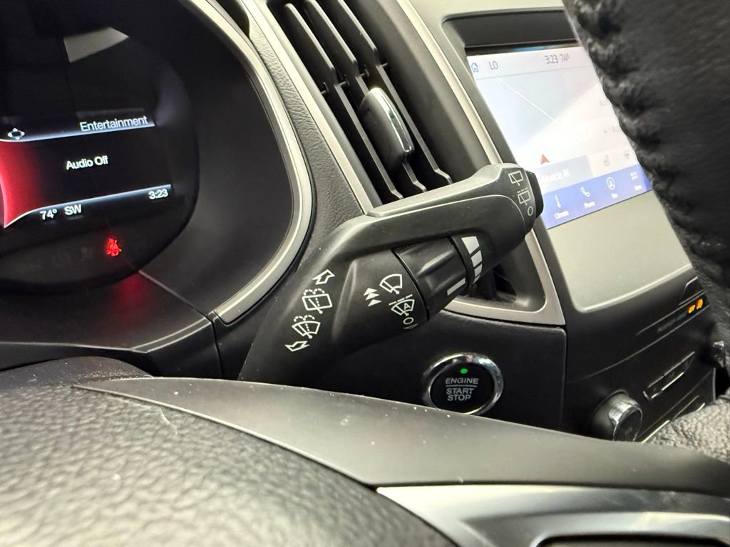 Used 2020 Ford Edge SEL w/ Convenience Package image 25