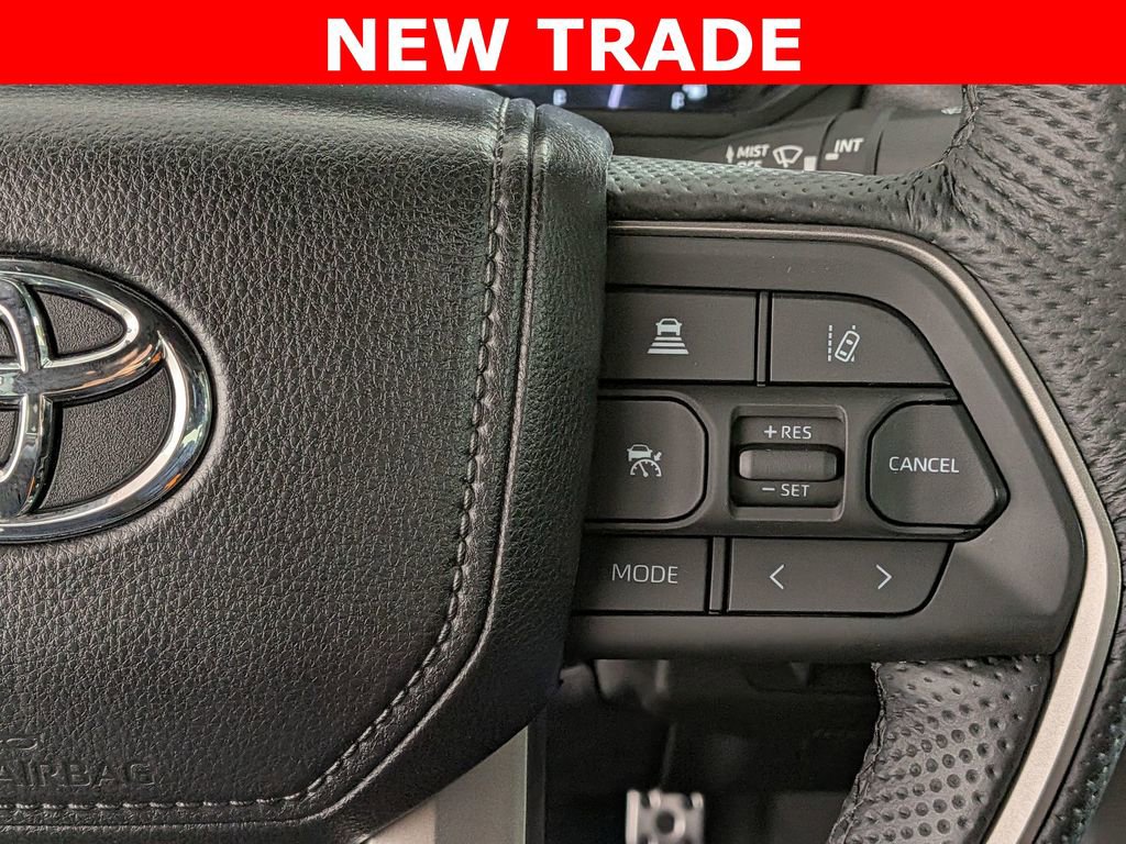 Used 2025 Toyota Tundra SR5 AWD/4WD image 15
