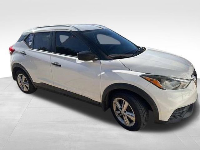 Used 2019 Nissan Kicks S w/ Exterior Electronics Package image 6