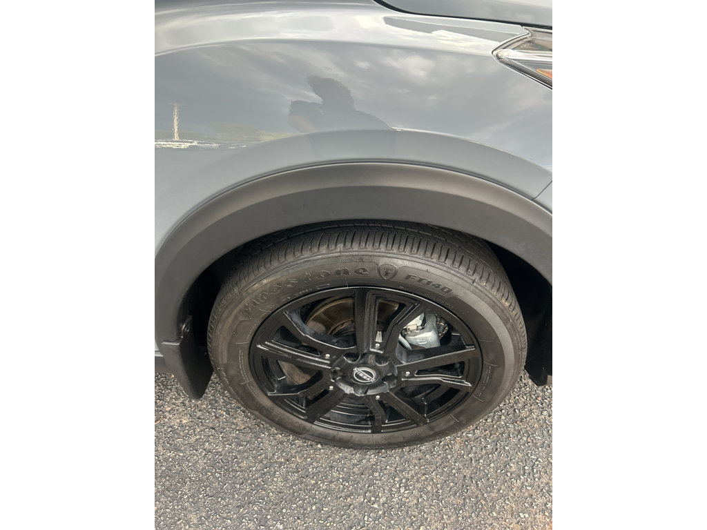 Used 2023 Nissan Kicks SV w/ Interior Electronics Package FWD image 6
