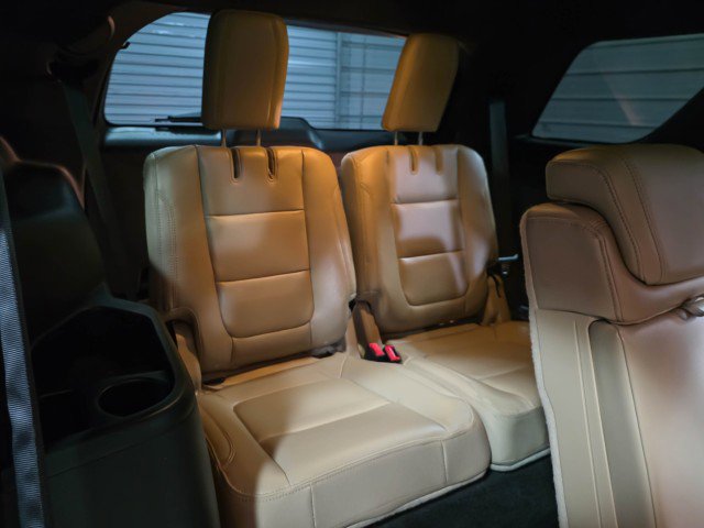 Used 2017 Ford Explorer Limited w/ Equipment Group 301A AWD/4WD image 22