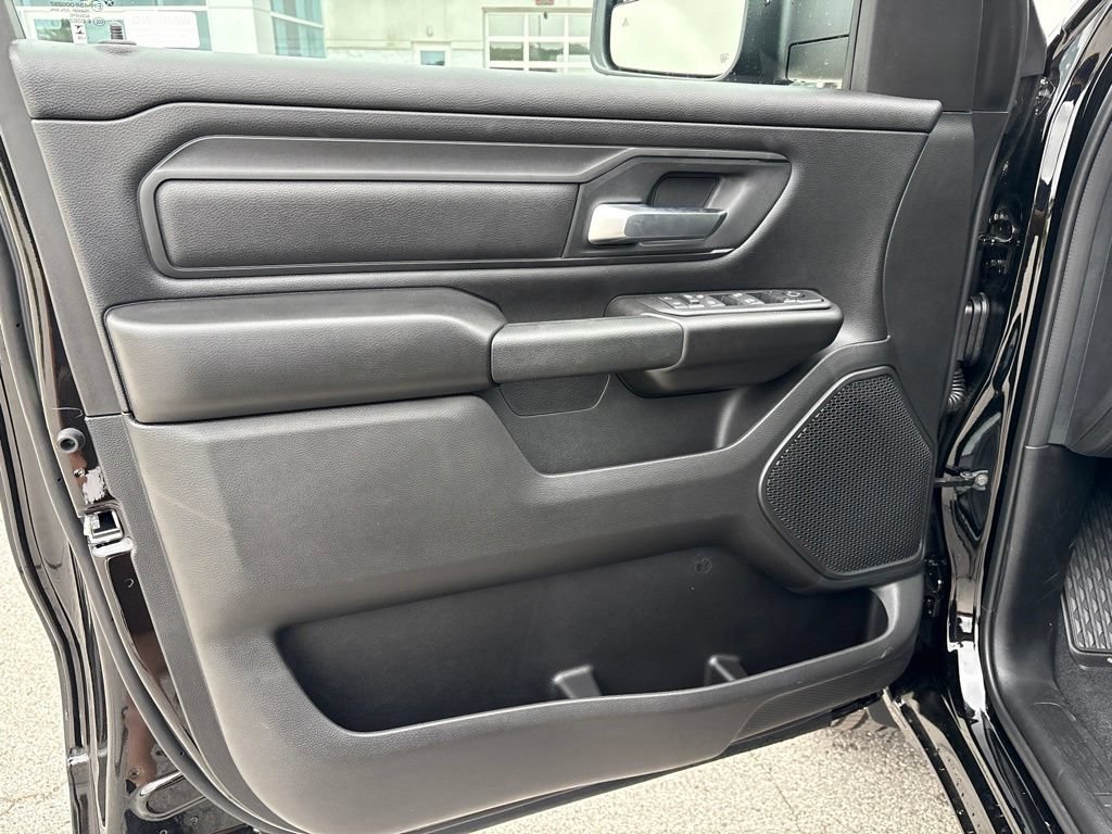 New 2026 RAM 1500 Express AWD/4WD image 8