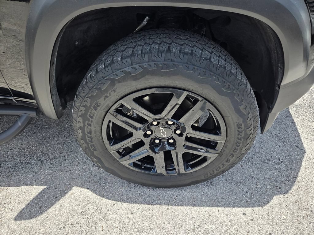 Certified 2023 Chevrolet Colorado Trail Boss w/ Technology Package AWD/4WD image 19