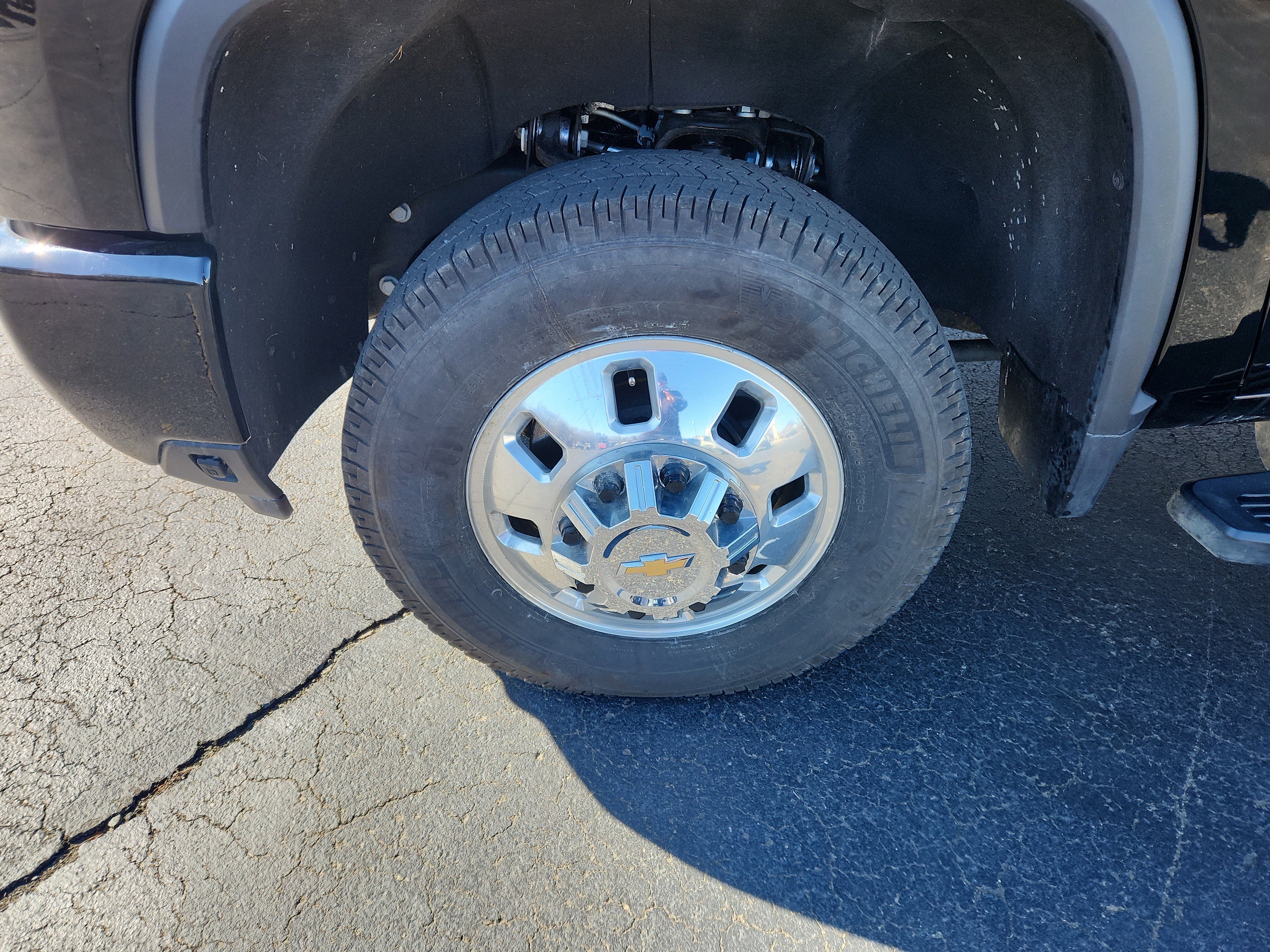 Used 2025 Chevrolet Silverado 3500 High Country w/ High Country Premium Package image 58