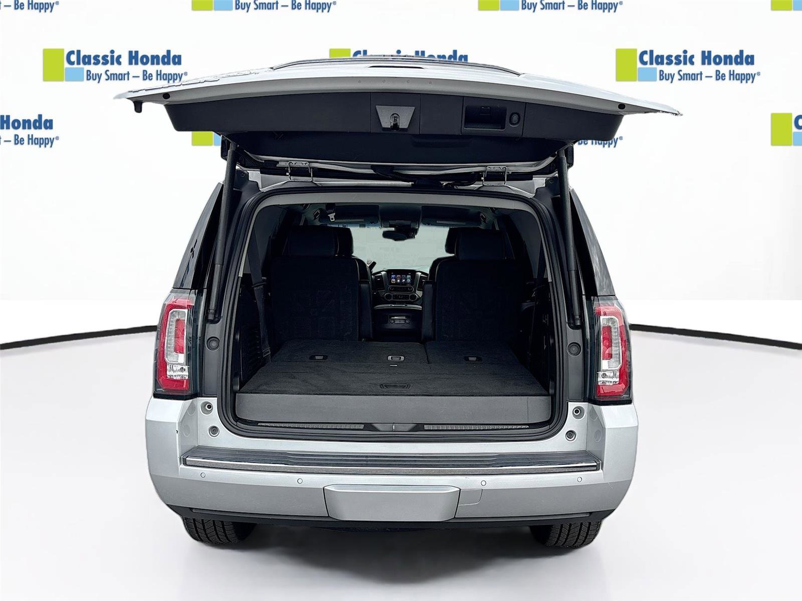 Used 2018 GMC Yukon Denali RWD image 31