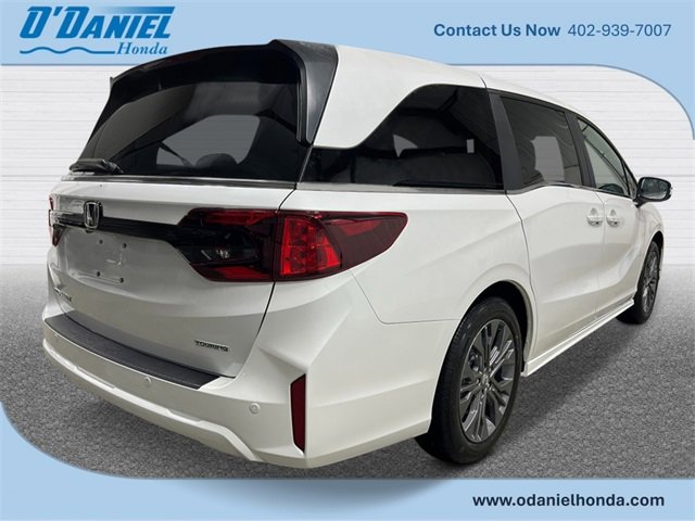 New 2026 Honda Odyssey Touring image 5