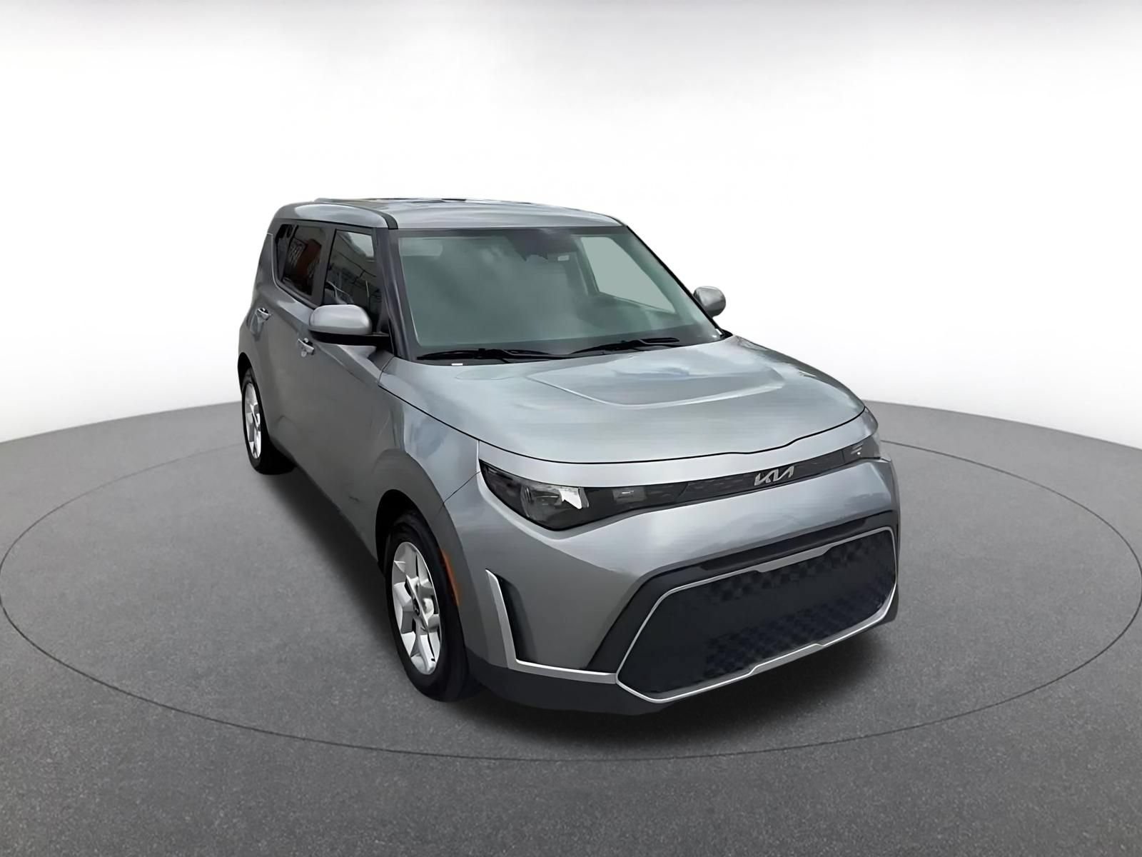 Used 2025 Kia Soul LX w/ LX Technology Package FWD video 2