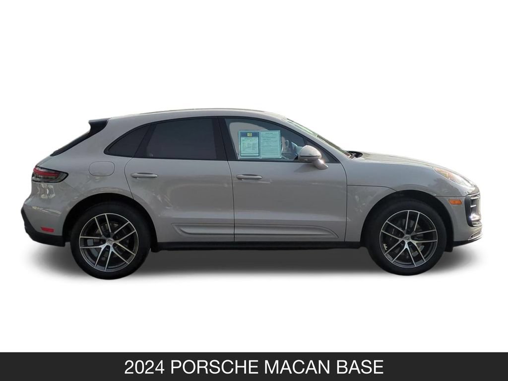 Used 2024 Porsche Macan AWD/4WD image 6