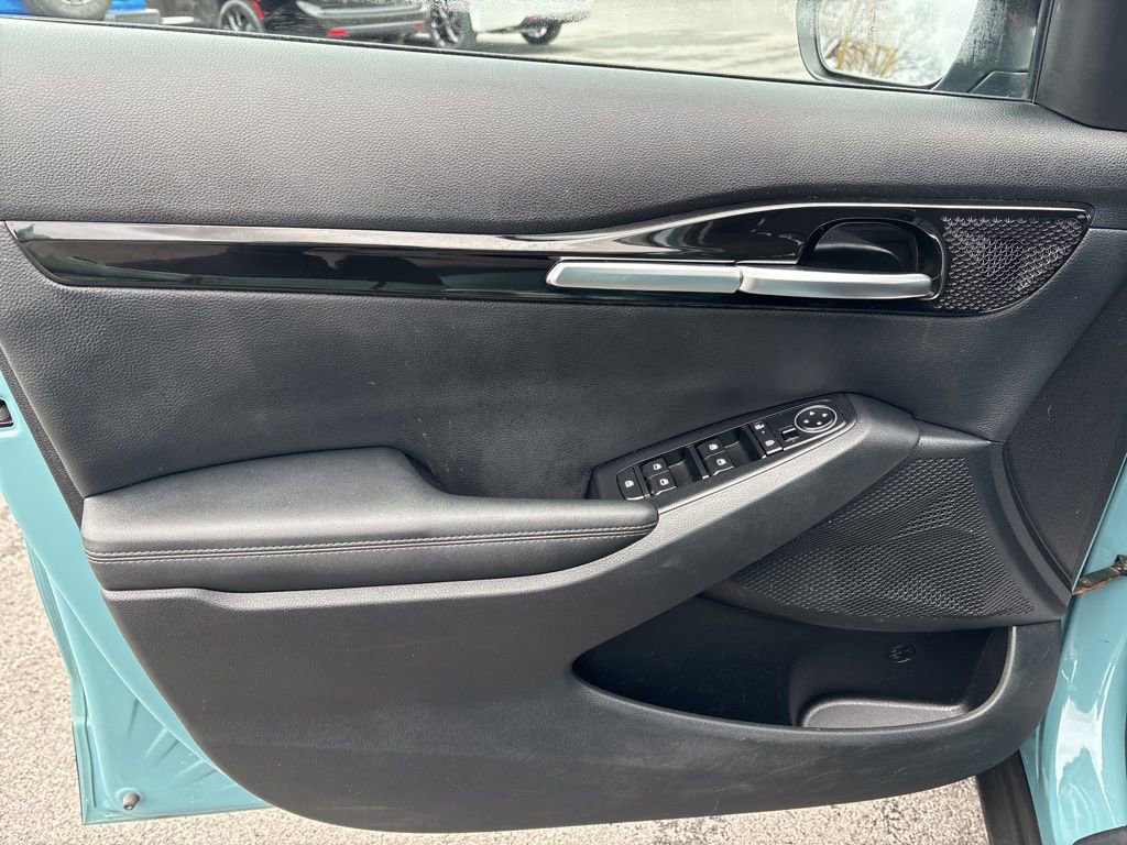 Used 2024 Kia Seltos S image 9