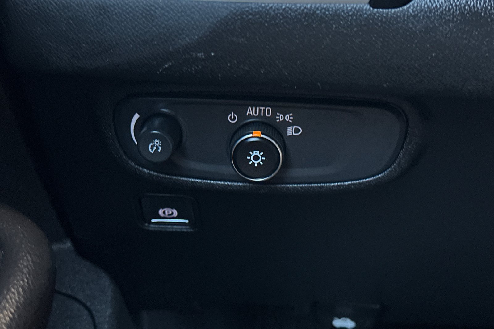 Used 2019 GMC Terrain SLE w/ Driver Convenience Package FWD image 35