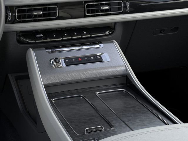 New 2026 Lincoln Aviator 2WD w/ Jet Appearance Package image 30