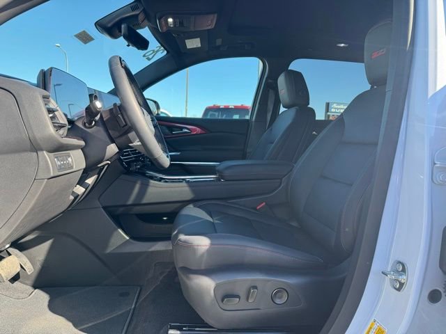 Used 2026 Chevrolet Traverse Z71 w/ Enhanced Driving Package AWD/4WD image 11