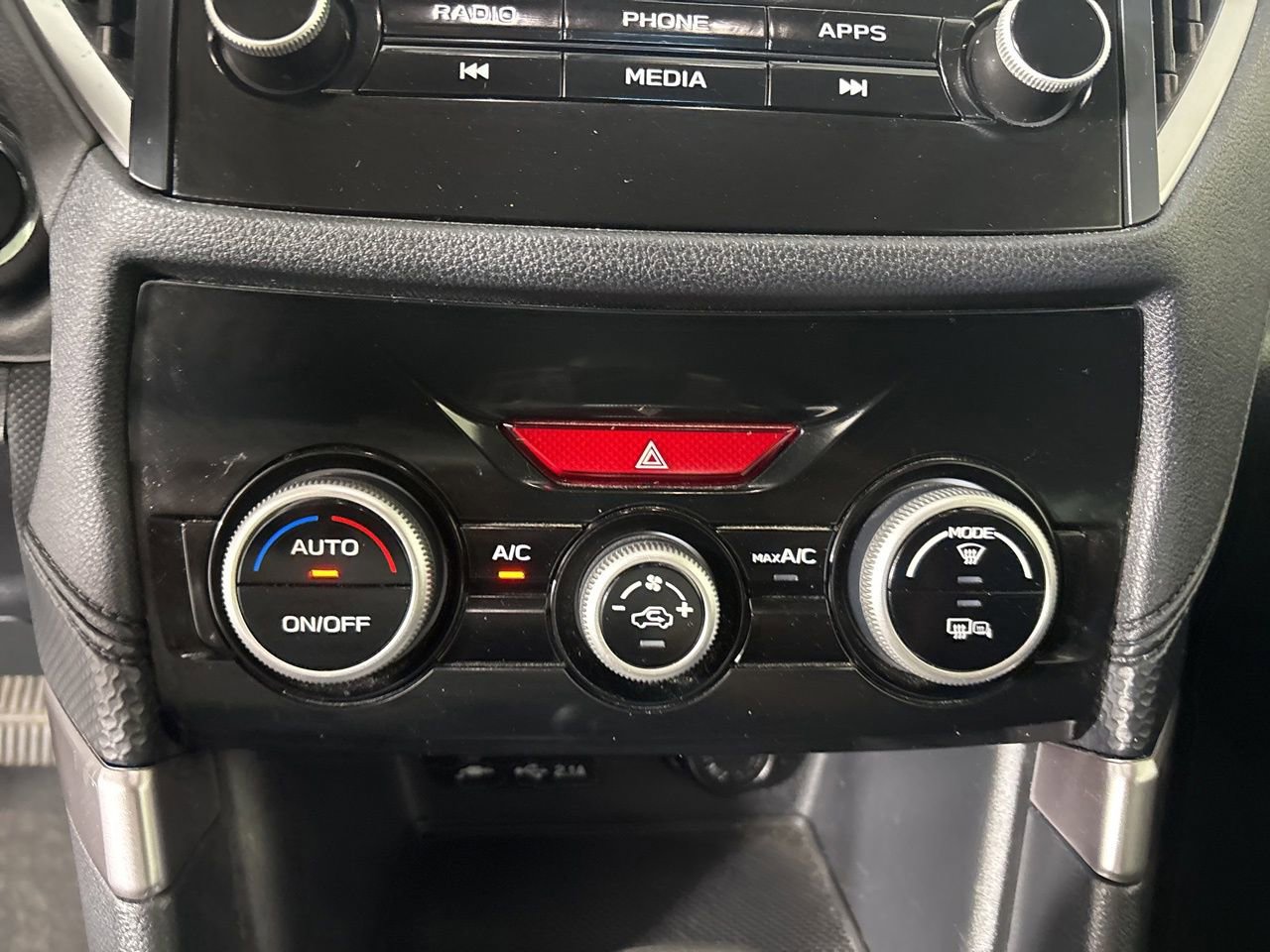 Used 2023 Subaru Forester Premium image 17