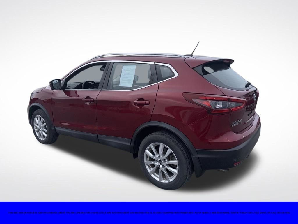 Used 2020 Nissan Rogue Sport SV w/ Technology Package image 3