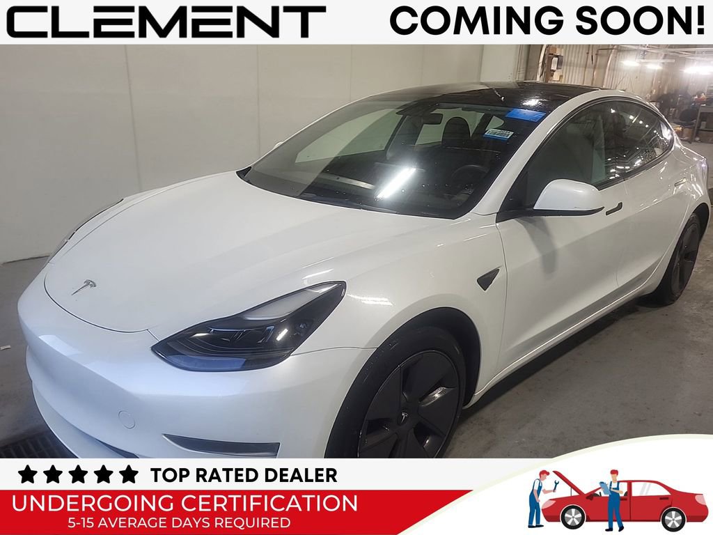 Used 2023 Tesla Model 3 Standard Range image 1