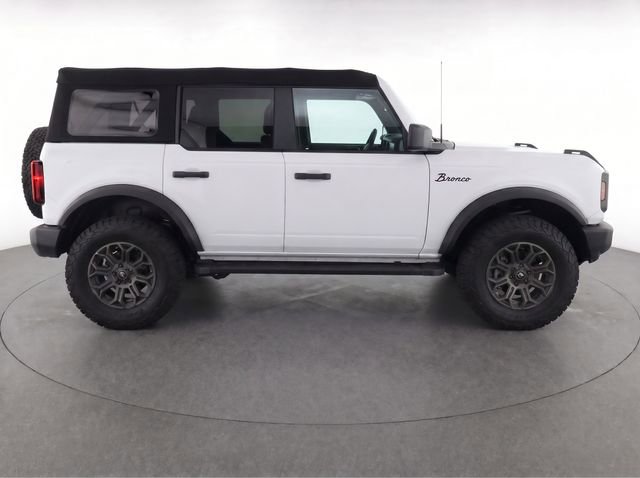 Used 2022 Ford Bronco Black Diamond image 8