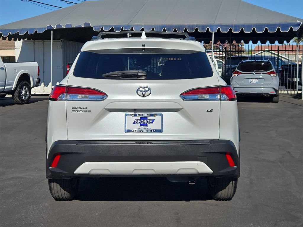 Used 2024 Toyota Corolla Cross LE FWD image 30