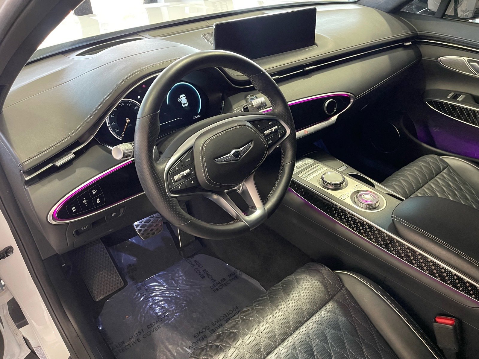 Used 2024 Genesis GV70 3.5T Sport w/ Sport Prestige Package AWD/4WD image 25