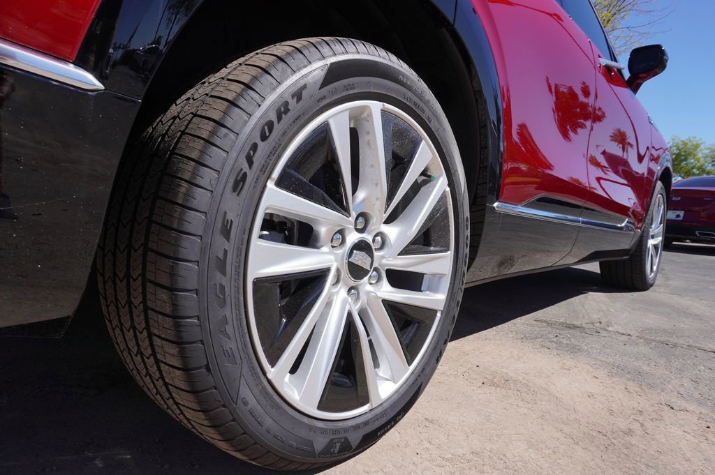 New 2026 Cadillac Vistiq Luxury AWD/4WD image 6