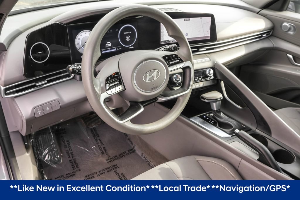 Used 2024 Hyundai Elantra SEL FWD image 5
