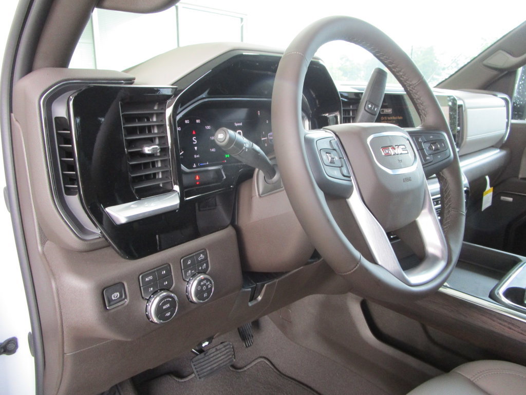 New 2026 GMC Sierra 3500 SLT w/ SLT Premium Package AWD/4WD image 35