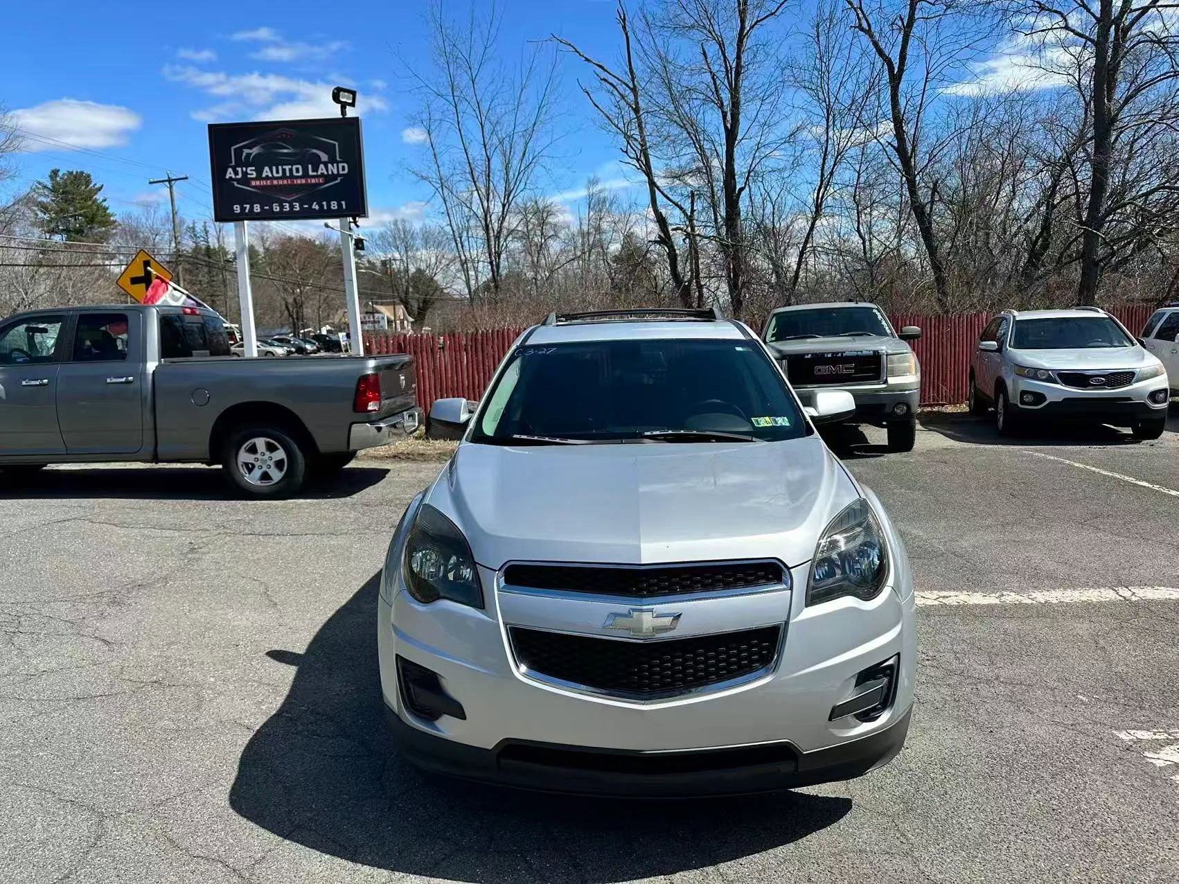 Used 2010 Chevrolet Equinox LT w/ Vehicle Interface Package image 8