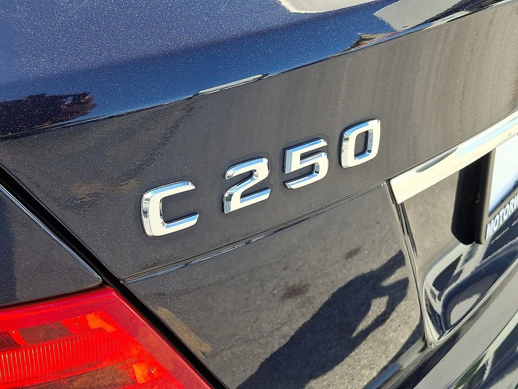 Used 2013 Mercedes-Benz C 250 Sedan image 31
