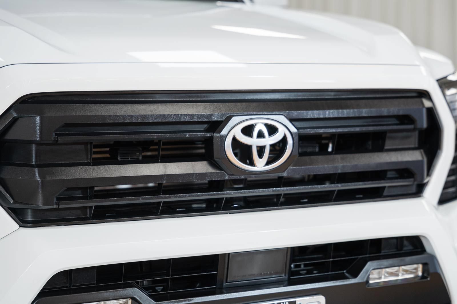 Used 2026 Toyota Tacoma SR5 RWD image 13