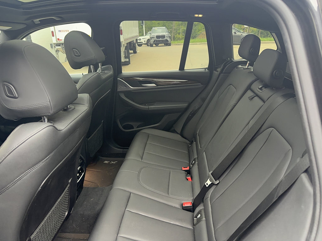 Used 2019 BMW X3 xDrive30i w/ Convenience Package AWD/4WD image 6
