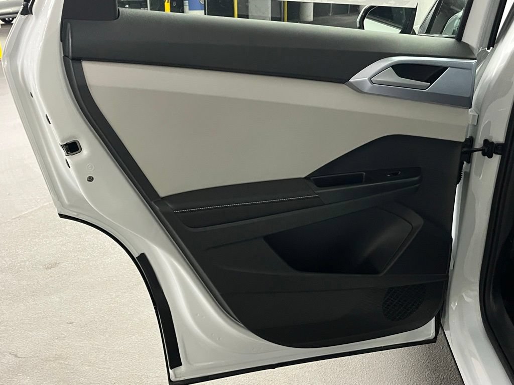 New 2026 Volkswagen Taos SE AWD/4WD image 22