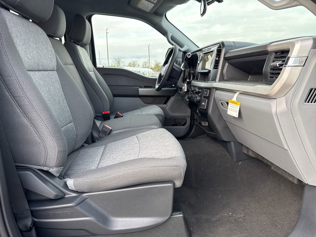 New 2026 Ford F250 XL image 22