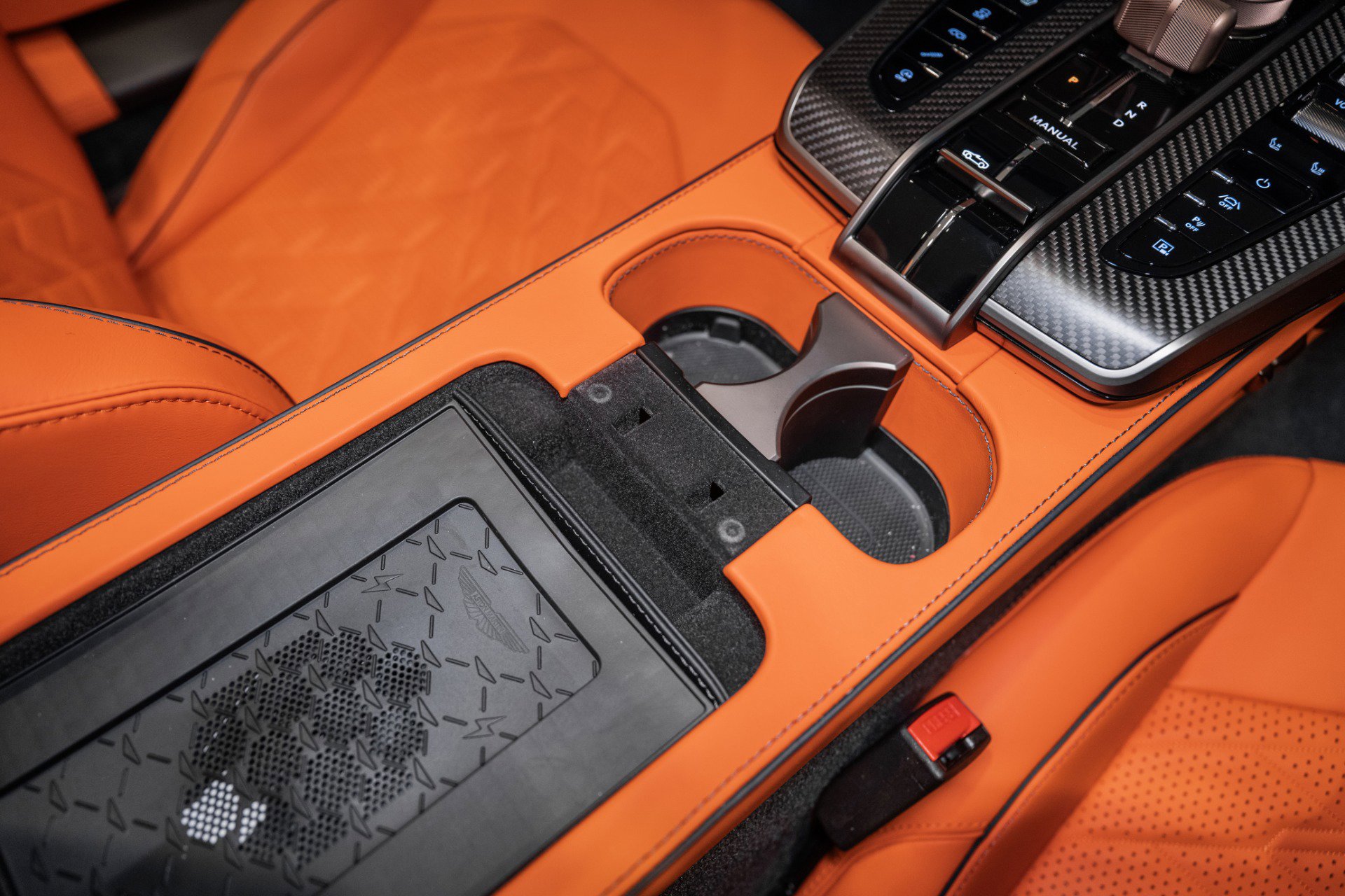 New 2026 Aston Martin Vanquish Convertible image 40