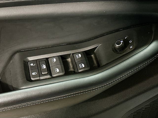 Used 2024 Jeep Grand Cherokee Altitude image 18