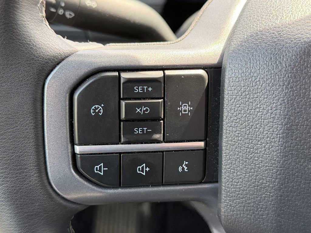 Used 2022 GMC Sierra 2500 SLE w/ SLE Convenience Package AWD/4WD image 13